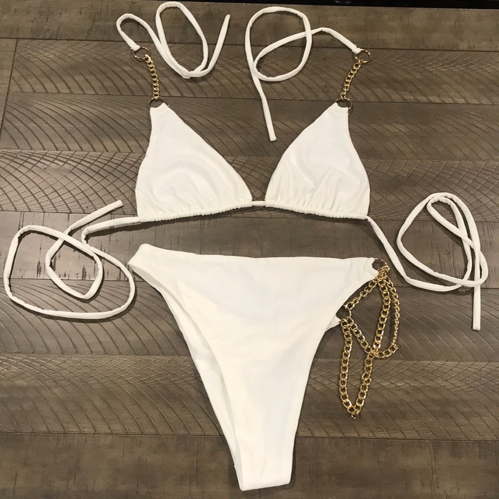 NWOT Hot & Delicious Gold Chain Bikini